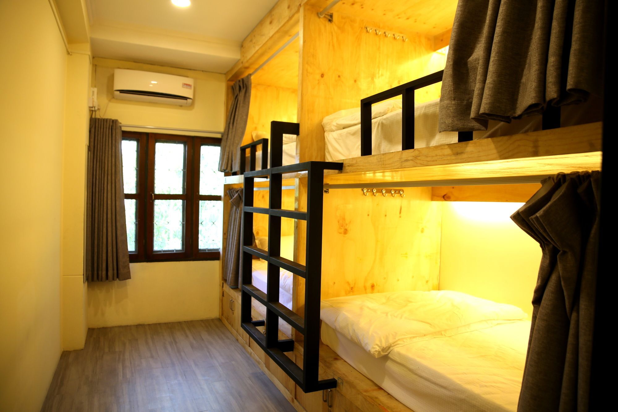 Mansion Hostel Mandalay Buitenkant foto